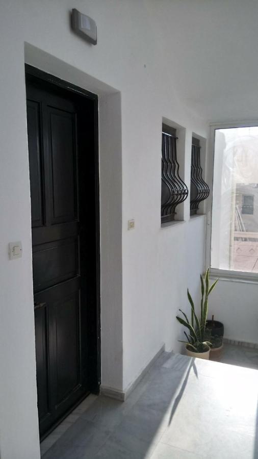 Phoeve Apt-Lovely 1-Br Rental Near The Beach กาลาธาส ภายนอก รูปภาพ