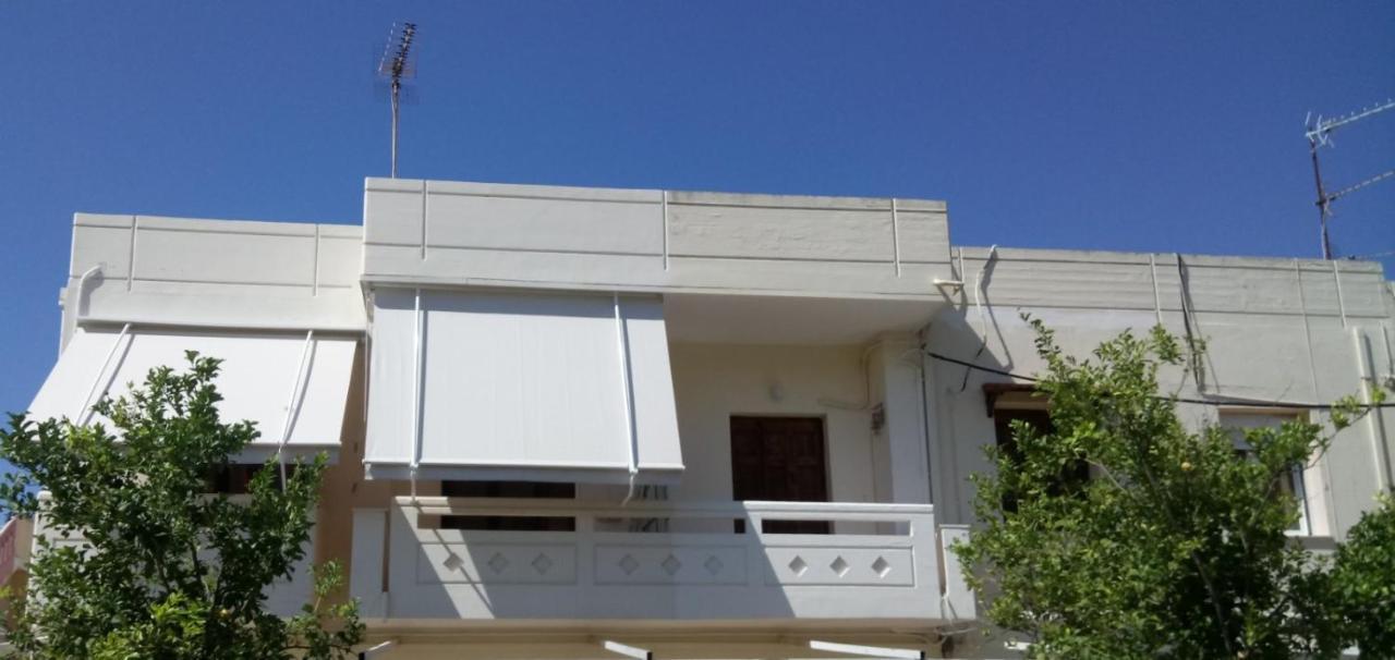 Phoeve Apt-Lovely 1-Br Rental Near The Beach กาลาธาส ภายนอก รูปภาพ